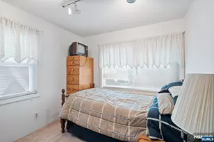 489 Maple Ave, Teaneck Township, NJ 07666 - Photo 14