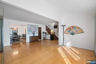 489 Maple Ave, Teaneck Township, NJ 07666 - Photo 4