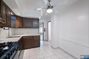 489 Maple Ave, Teaneck Township, NJ 07666 - Photo 12