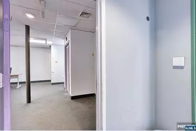 24 Lakeside Avenue 1 Lower Level #1 lower level, Pompton Lakes, NJ 07442 - Photo 4