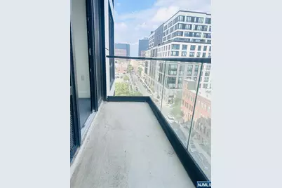 65 McWhorter Street 802 #802, Newark, NJ 07105 - Photo 8