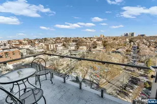 320 Adolphus Ave 1204, Cliffside Park, NJ 07010 - Photo 2