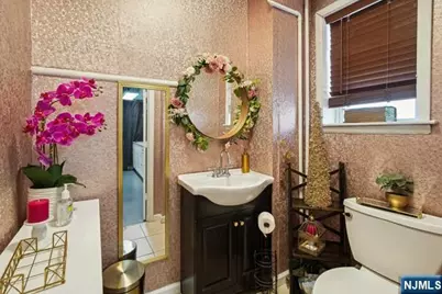 1207 Anderson Avenue, Fort Lee, NJ 07024 - Photo 8