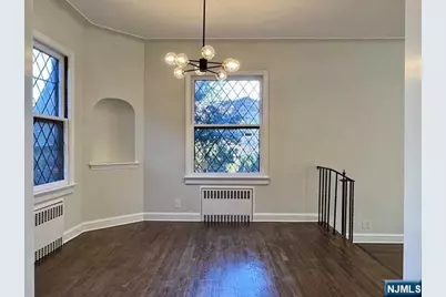 695 Palisade Avenue, Cliffside Park, NJ 07010 - Photo 10