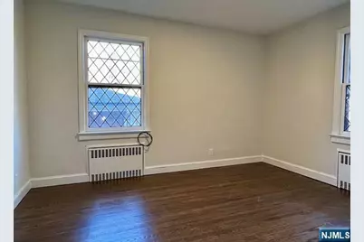 695 Palisade Avenue, Cliffside Park, NJ 07010 - Photo 18