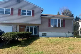 24 Hill Ct, Pompton Lakes, NJ 07442 - Photo 1