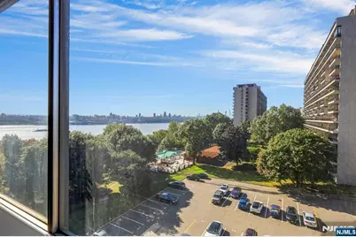 5 Horizon Road #503, Fort Lee, NJ 07024 - Photo 4