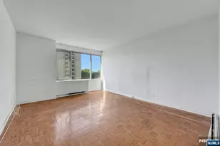 5 Horizon Rd, Fort Lee, NJ 07024 - Photo 30