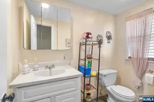 27 Donaldson Ave, Rutherford, NJ 07070 - Photo 16