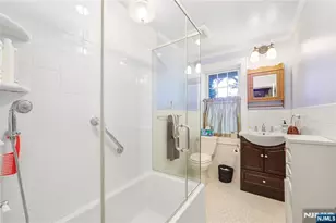 288 Washington Ave, Hillsdale, NJ 07642 - Photo 20