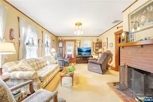 288 Washington Ave, Hillsdale, NJ 07642 - Photo 8