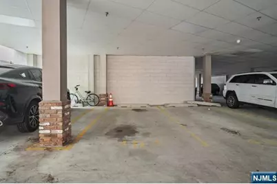 15-19 Tichenor Lane 404 #404, Newark, NJ 07114 - Photo 22