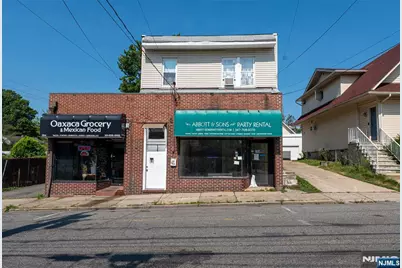 286 Queen Anne Road, Teaneck Township, NJ 07666 - Photo 2
