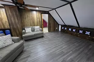 299 Maple Ave, Wallington, NJ 07057 - Photo 2