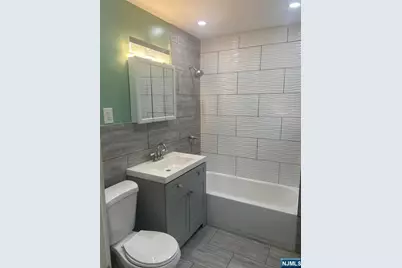 49 Columbia Avenue, Newark, NJ 07106 - Photo 8