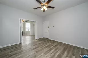 23 Komorn St, Newark, NJ 07105 - Photo 22