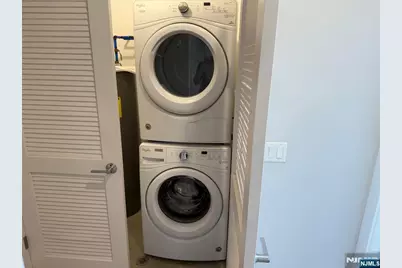 2150 N Central Road 409 #409, Fort Lee, NJ 07024 - Photo 8