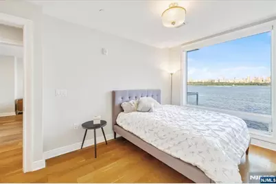 3 Somerset 113 #113, Edgewater, NJ 07020 - Photo 26