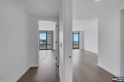 320 Adolphus Avenue 1009A #1009A, Cliffside Park, NJ 07010 - Photo 12