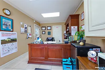 106-110 Hayward Place, Wallington, NJ 07057 - Photo 12