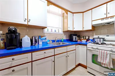 106-110 Hayward Place, Wallington, NJ 07057 - Photo 24