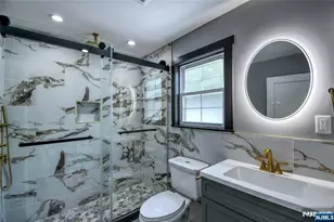 72 Hille Pl, Ridgefield Park, NJ 07660 - Photo 8