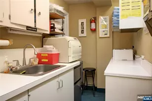 180 Grand Ave, Englewood, NJ 07631 - Photo 14