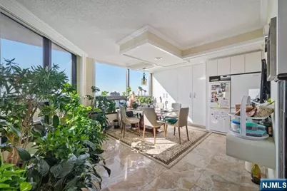 800 Palisade Avenue 23B #23B, Fort Lee, NJ 07024 - Photo 8