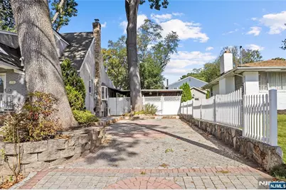 156 E Linden Avenue, Dumont, NJ 07628 - Photo 2