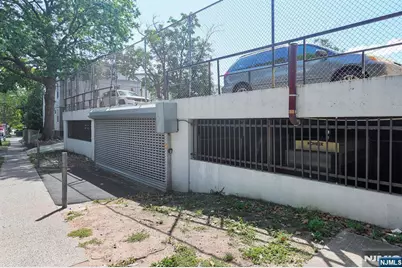 110 Grove Street, East Orange, NJ 07018 - Photo 44