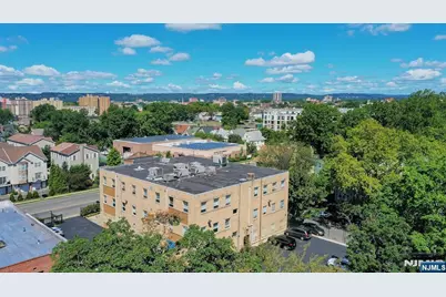 110 Grove Street, East Orange, NJ 07018 - Photo 48