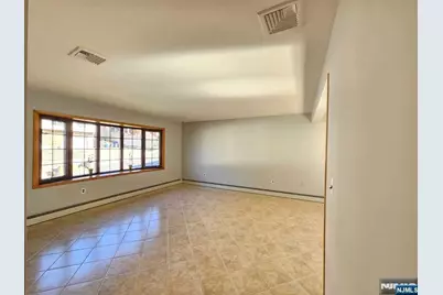 27 Whitaker Avenue 2 #2, Woodland Park, NJ 07424 - Photo 24