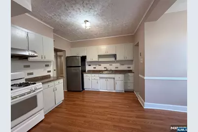 84 9th Street 1st Fl #1st fl, Wood Ridge, NJ 07075 - Photo 10