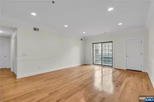 30 Austin Street 202, Newark, NJ 07114 - Photo 4