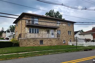 302 E Harriet Ave, Palisades Park, NJ 07650 - Photo 4