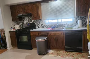 302 E Harriet Ave, Palisades Park, NJ 07650 - Photo 12