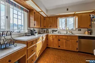 58 Taillon Terrace, Closter, NJ 07624 - Photo 6