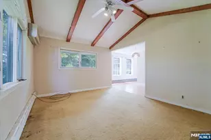 427 Grandview Ave, Wyckoff Township, NJ 07481 - Photo 18