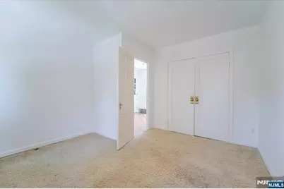 427 Grandview Avenue, Wyckoff Township, NJ 07481 - Photo 20