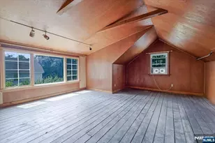 427 Grandview Ave, Wyckoff Township, NJ 07481 - Photo 32