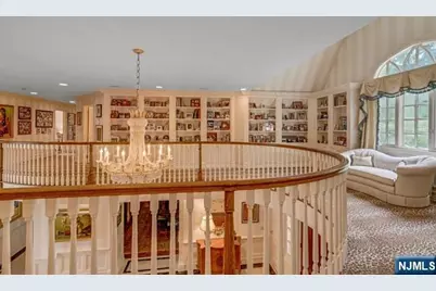 1055 High Mountain Road, Franklin Lakes, NJ 07417 - Photo 20