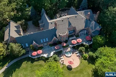 1055 High Mountain Road, Franklin Lakes, NJ 07417 - Photo 26