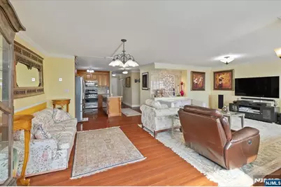 7002 Jfk Blvd E 27F #27F, Guttenberg, NJ 07093 - Photo 6