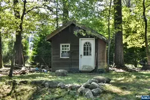 692 High Mountain Rd, Franklin Lakes, NJ 07417 - Photo 32