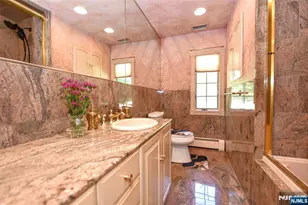 692 High Mountain Rd, Franklin Lakes, NJ 07417 - Photo 20