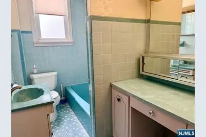 405 7th Street, Harrison, NJ 07029 - Photo 8