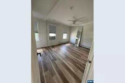 24 Parker Avenue 1 #1, Hawthorne, NJ 07506 - Photo 6