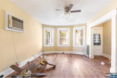 24 Swaine Place 22 #22, West Orange Township, NJ 07052 - Photo 6