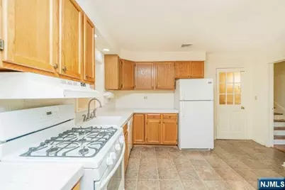 10 Gwynne Court, Closter, NJ 07624 - Photo 10