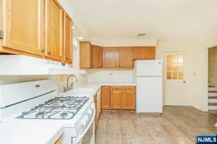 10 Gwynne Ct, Closter, NJ 07624 - Photo 10